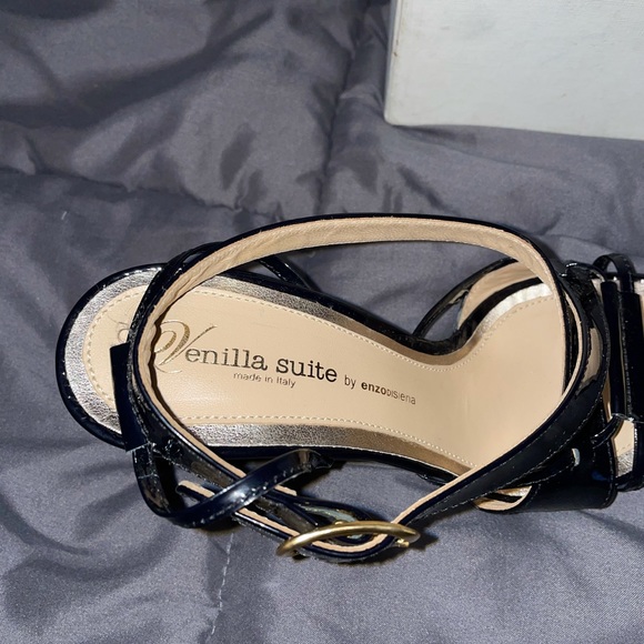 Venilla Suite Heels Size-35 USA Size-5 - Picture 9 of 10